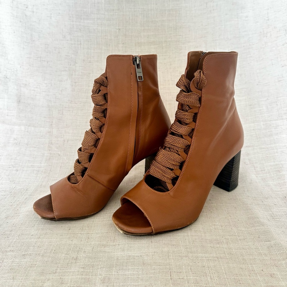 AS-IS CHLOE leather laceup boots. Get BEYONCE COWBOY CARTER READY! 👢